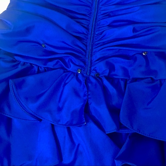 Royal Blue Ruffled Prom Dresd - Picture 3 of 8